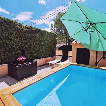 STUDIO PRIVATIF CLIMATISÉ , TERRASSE ET PiSCINE Pernes-les-Fontaines Extérieur photo
